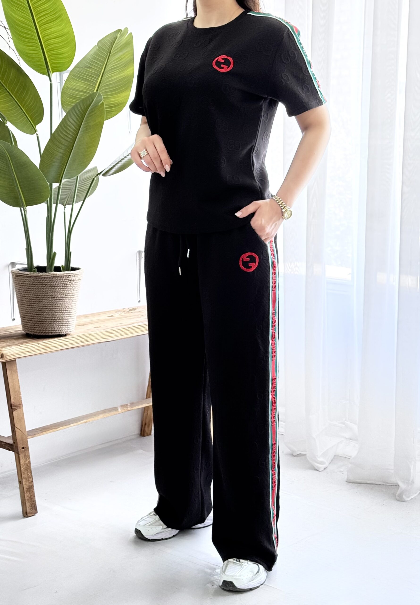 ست وارداتی گوچی ست اسپرت ست دخترونه تیشرت شلوارگوچی